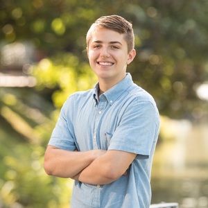 Meet your Posher, Eric